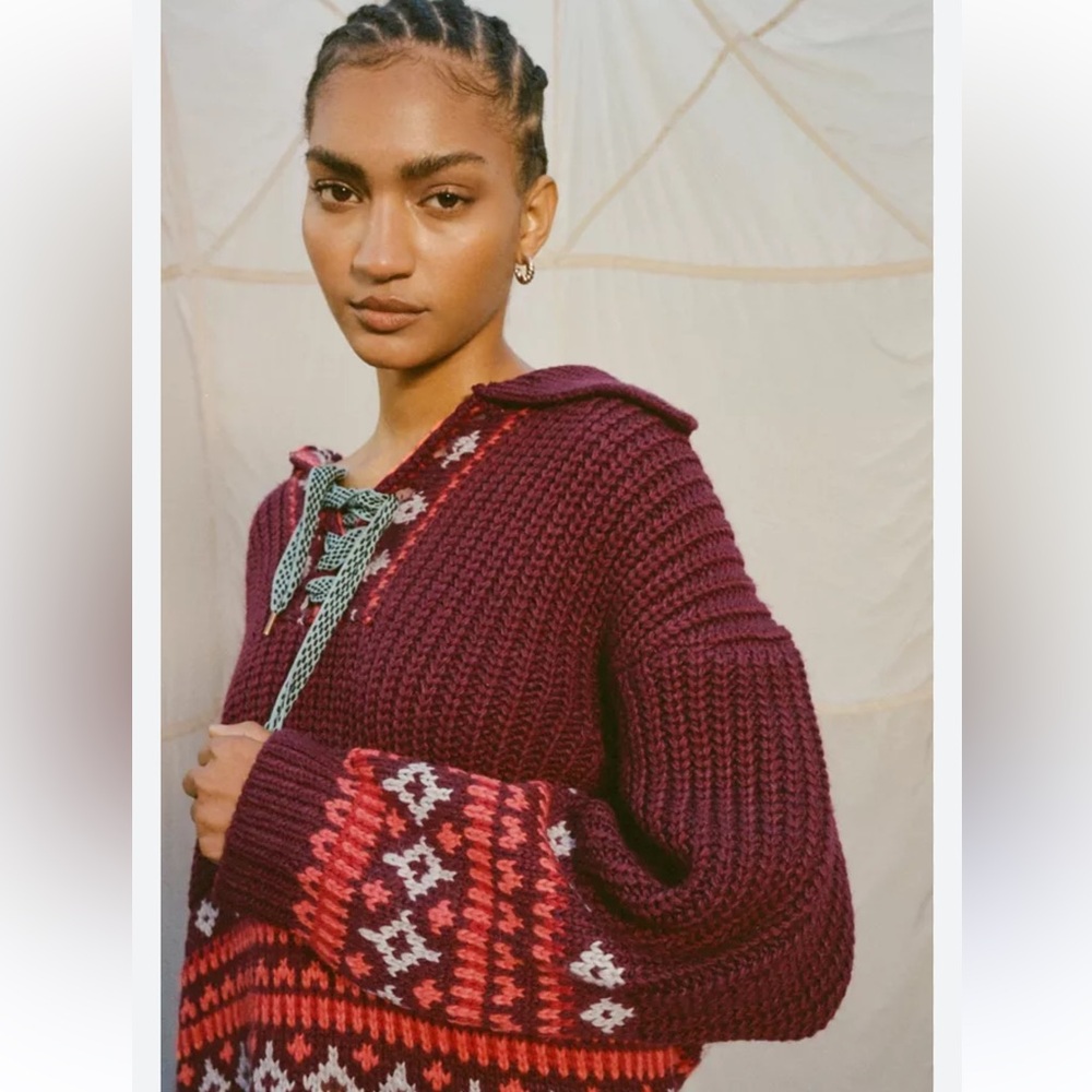 Kimchi Blue Maroon and White Knit Sweater #283